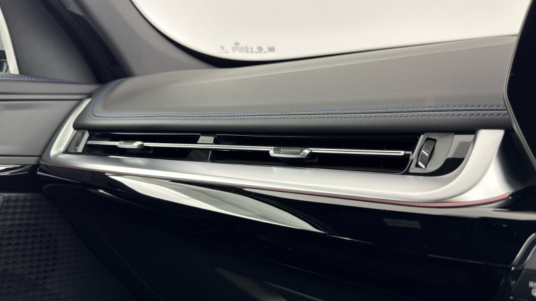 BMW iX1 150kW eDrive20 M Sport 65kWh 5dr Auto [Tech/Pro] Electric Estate